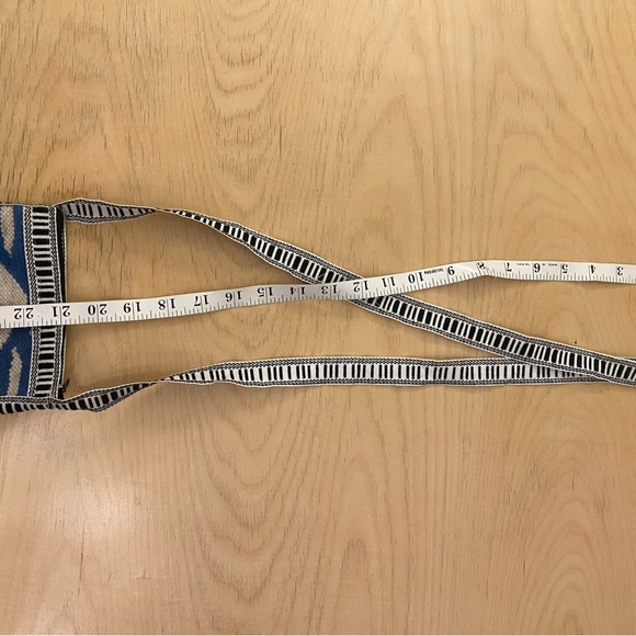 NWOT Artisan Purse - Picture 6 of 7